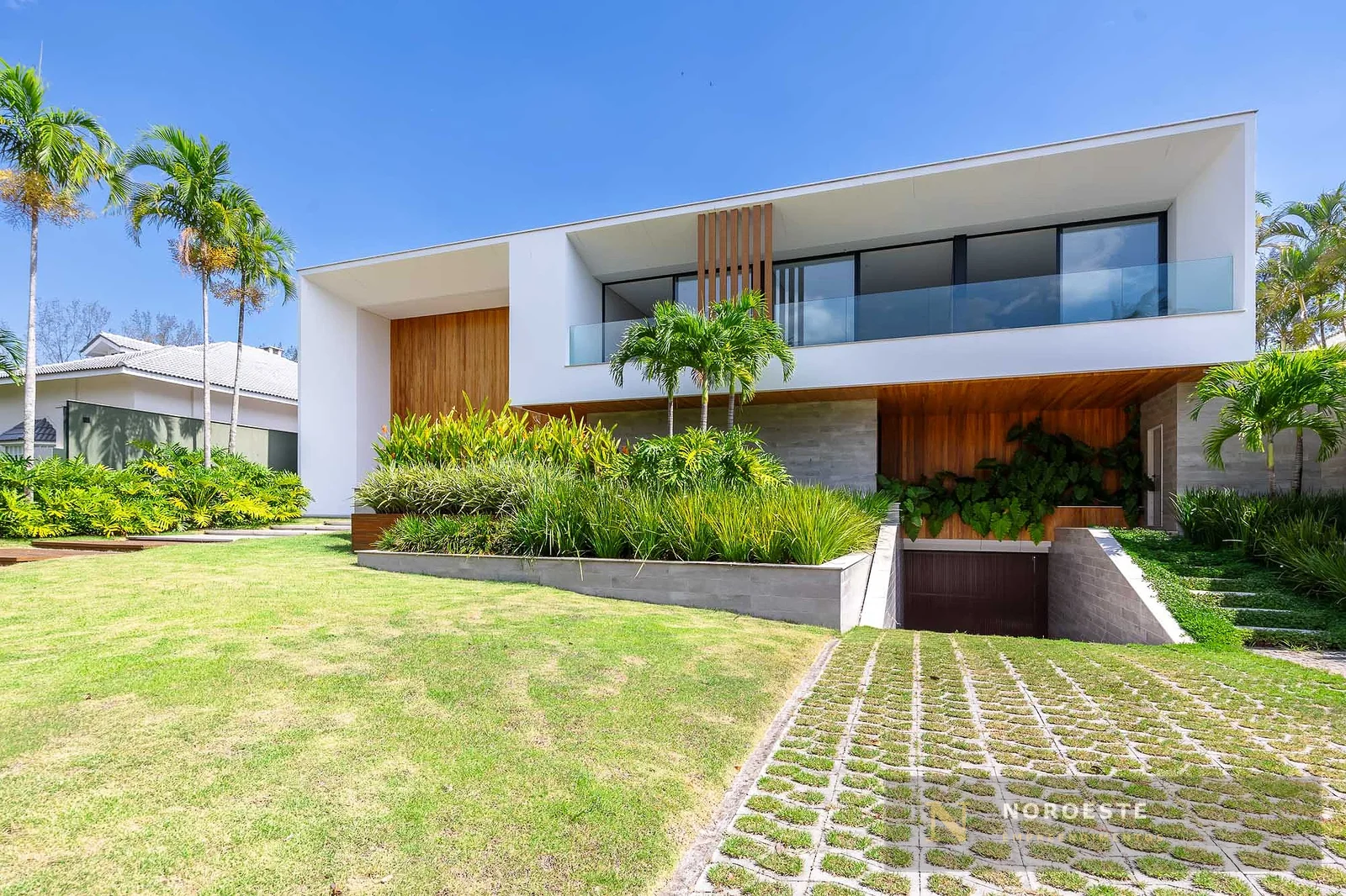 Casa Cond. Débora Cristina